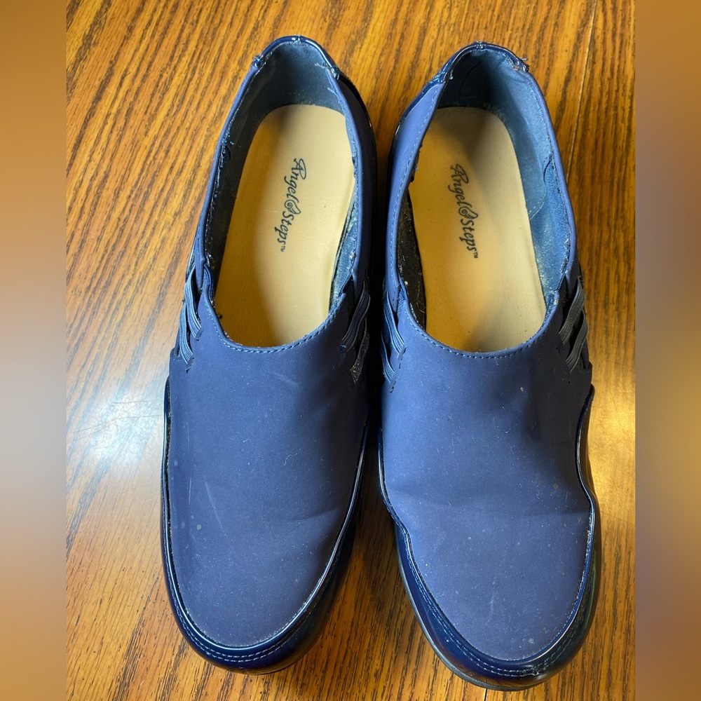 Women’s Angel Steps sz 9 Navy Blue Shoes